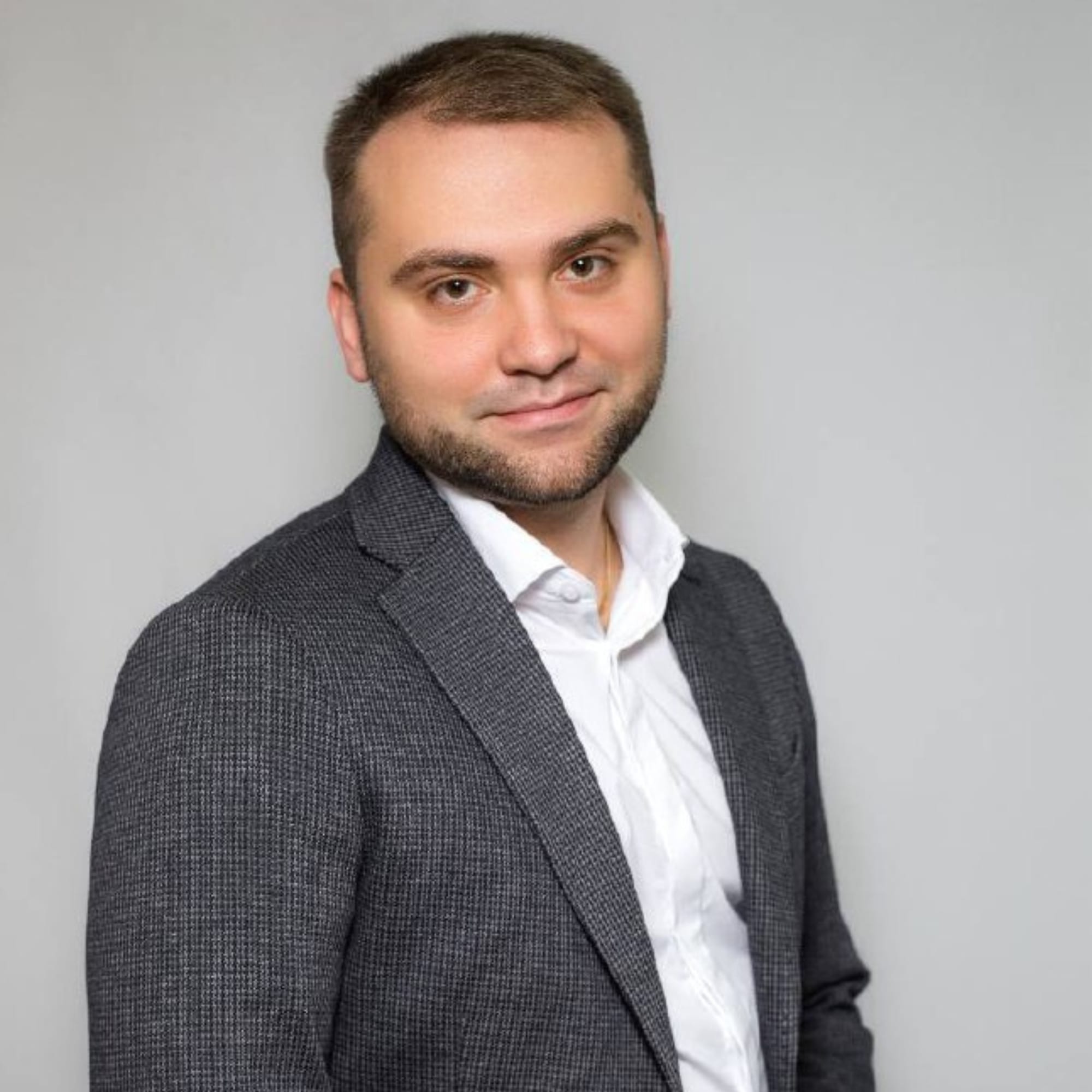 Артем Смирнов — Керівник HR департаменту